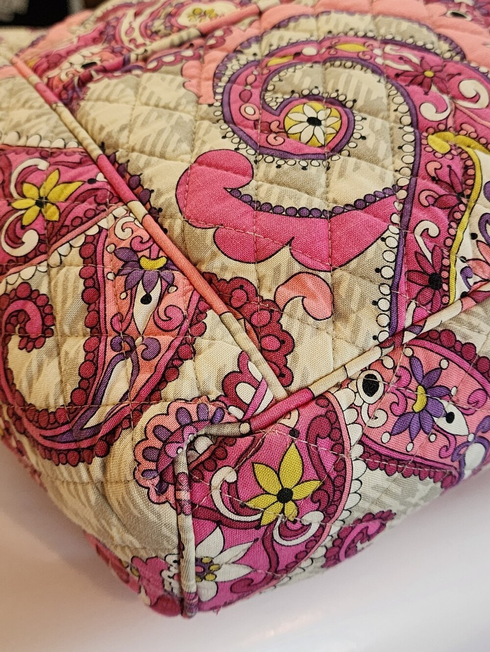 Vera Bradley Quilted Tote Shoulder Bag – Pink Paisley Floral Pattern 14" Wide - Picture 6 of 15